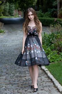 Lily Collins feet photo thumbnail