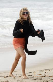 AnnaLynne McCord feet photo thumbnail