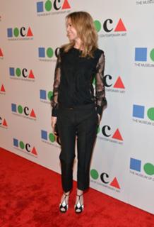 Ellen Pompeo feet photo thumbnail