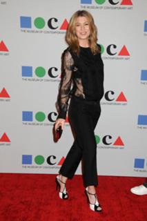 Ellen Pompeo feet photo thumbnail