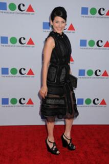 Lisa Edelstein feet photo thumbnail
