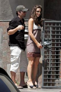 Kate Beckinsale feet photo thumbnail