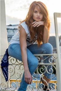 Debby Ryan feet photo thumbnail