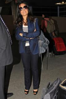 Salma Hayek feet photo thumbnail