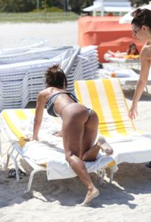 Vida Guerra feet photo thumbnail