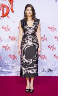 Gemma Arterton feet photo thumbnail