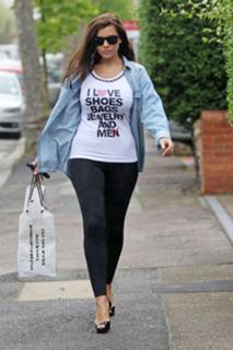 Imogen Thomas feet photo thumbnail