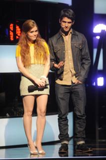 Holland Roden feet photo thumbnail