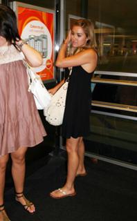 Lauren Conrad feet photo thumbnail