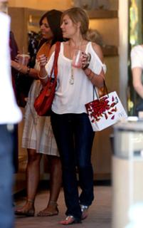 Lauren Conrad feet photo thumbnail