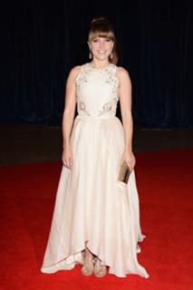 Sophia Bush feet photo thumbnail