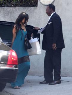 Zoe Saldana feet photo thumbnail