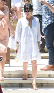 Selma Blair feet photo thumbnail