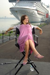 Katharine McPhee feet photo thumbnail