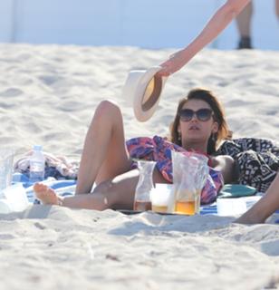 Nina Dobrev feet photo thumbnail