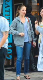 Minka Kelly feet photo thumbnail