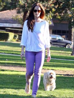 Minka Kelly feet photo thumbnail
