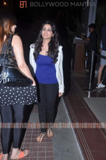 Parineeti Chopra feet photo thumbnail