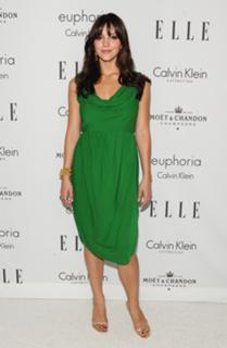 Katharine McPhee feet photo thumbnail