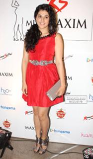 Taapsee Pannu feet photo thumbnail