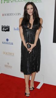 Katharine McPhee feet photo thumbnail