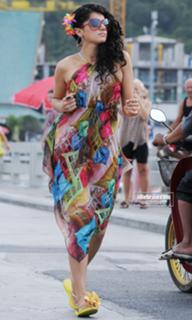 Taapsee Pannu feet photo thumbnail