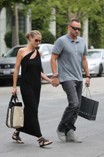 Heidi Klum feet photo thumbnail