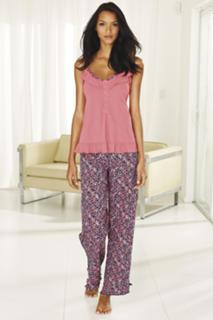 Lais Ribeiro feet photo thumbnail