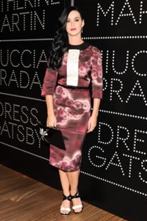 Katy Perry feet photo thumbnail