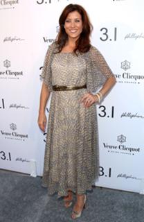 Kate Walsh feet photo thumbnail