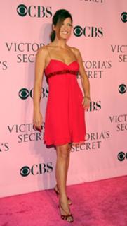 Kate Walsh feet photo thumbnail