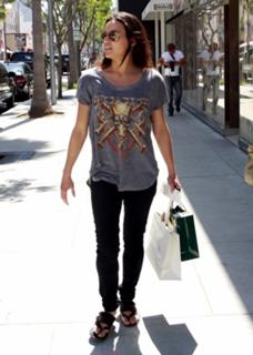 Michelle Rodriguez feet photo thumbnail