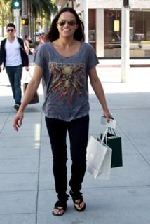 Michelle Rodriguez feet photo thumbnail