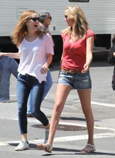Kate Upton feet photo thumbnail