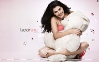 Taapsee Pannu feet photo thumbnail