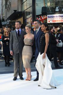 Alice Eve feet photo thumbnail