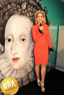Rita Ora feet photo thumbnail