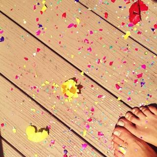 Debby Ryan feet photo thumbnail
