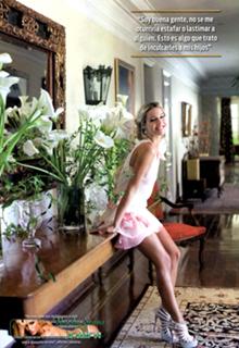 Carolina Ardohain feet photo thumbnail