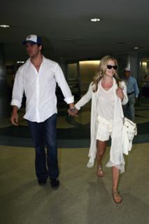 Ali Larter feet photo thumbnail