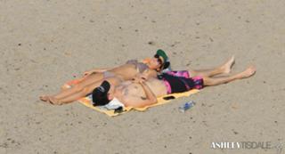 Ashley Tisdale feet photo thumbnail