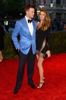 Gisele Bündchen feet photo thumbnail