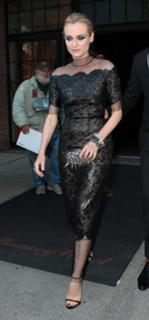 Diane Kruger feet photo thumbnail