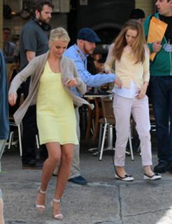 Cameron Diaz feet photo thumbnail