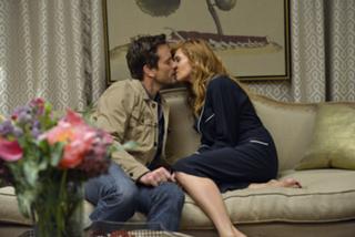 Connie Britton feet photo thumbnail
