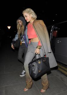 Rita Ora feet photo thumbnail