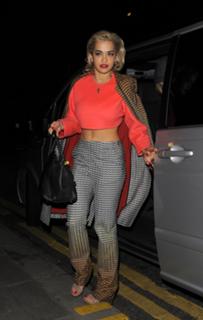 Rita Ora feet photo thumbnail