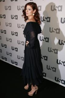 Debra Messing feet photo thumbnail