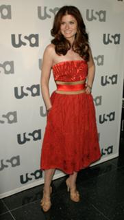 Debra Messing feet photo thumbnail