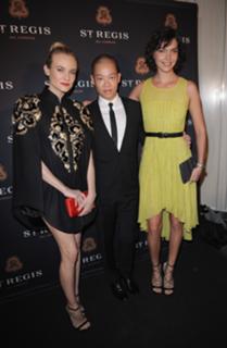 Diane Kruger feet photo thumbnail